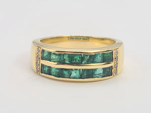 A5648: Vintage:18ct Gold Emeralds (1.25ct)  Diamonds Band- Old & Heavy, Statement