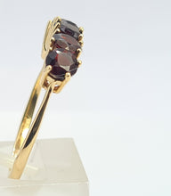 Load image into Gallery viewer, 8293: Vintage: 9ct Gold Vibrant Red Round Cut Garnets Stacker/ Dress Ring- lovely symmetry
