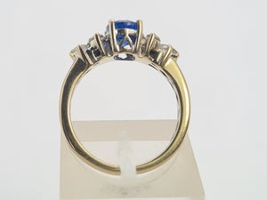 8244: Vintage: 18ct Gold Ceylon Blue Sapphire Diamonds Ring- exquisite