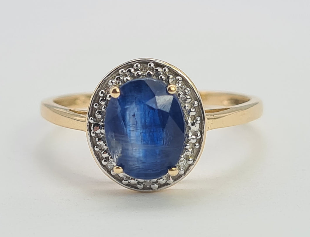 0065: Vintage: 9ct Gold Persian Blue Sapphire Diamonds Dress Ring- lovely cut and colour