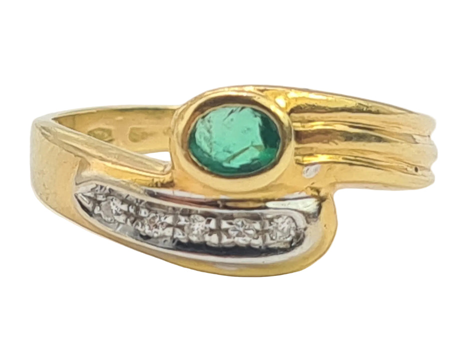 6290 Vintage: 18ct Gold Emerald Diamonds Snake Head Ring