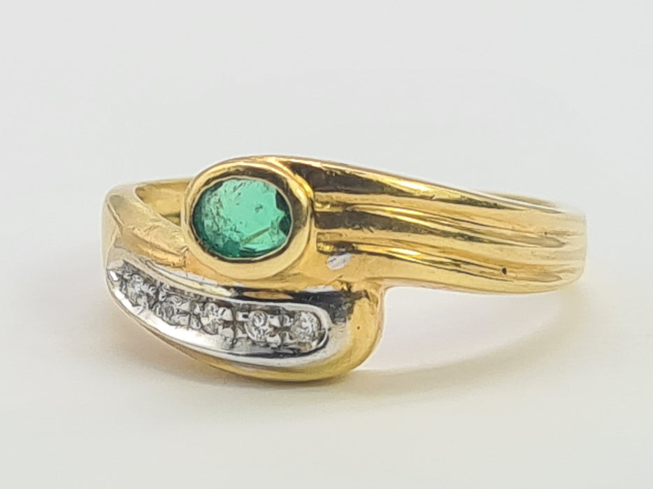 6290 Vintage: 18ct Gold Emerald Diamonds Snake Head Ring