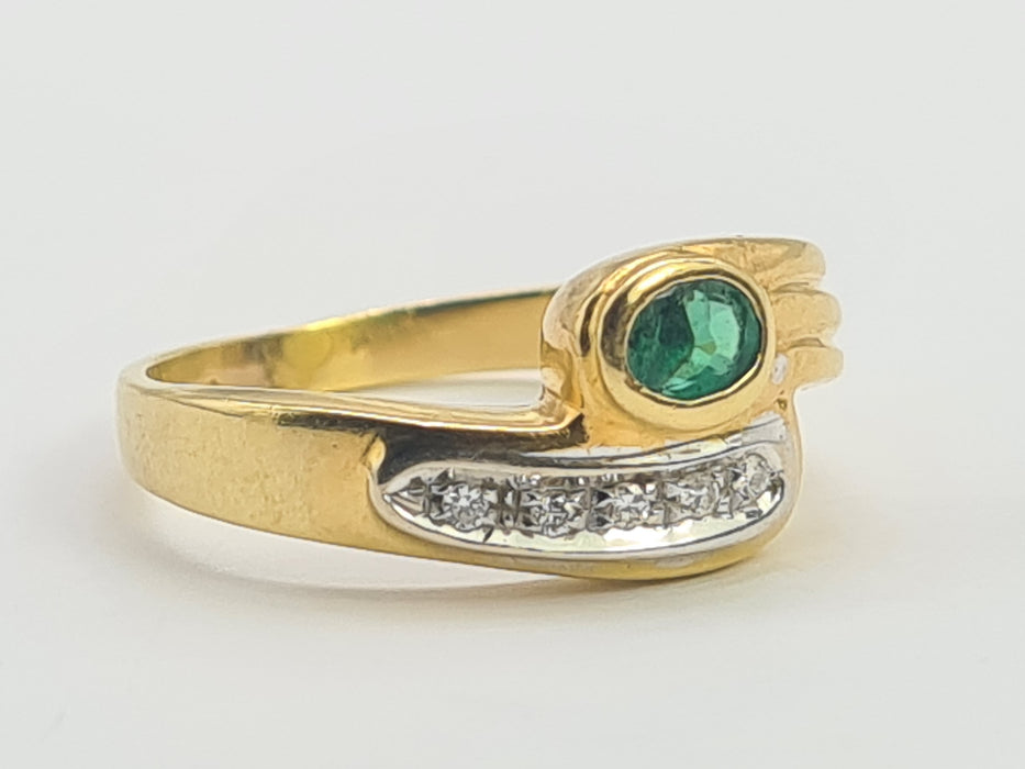 6290 Vintage: 18ct Gold Emerald Diamonds Snake Head Ring