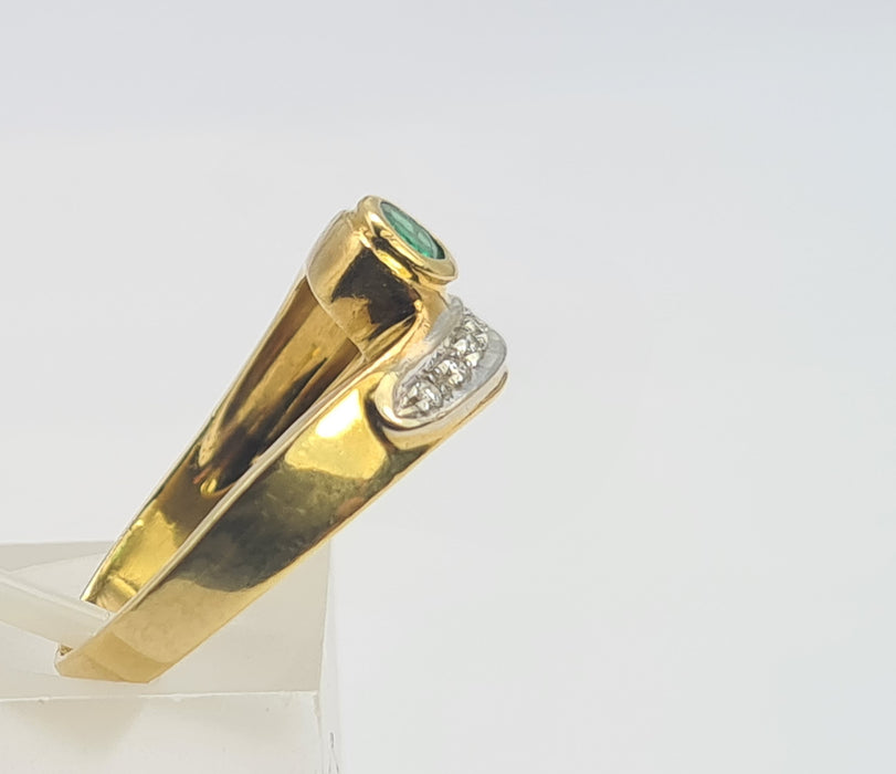 6290 Vintage: 18ct Gold Emerald Diamonds Snake Head Ring