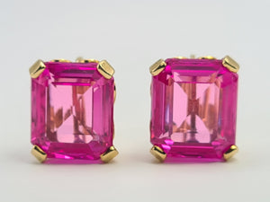 0301: Vintage & Old: 18ct Gold Emerald Cut Pink Sapphires Stud Earrings- Barbie Pink