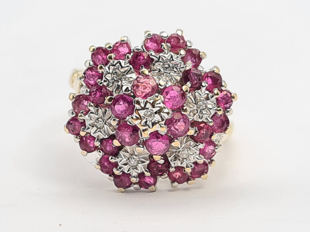 A0003: Vintage: 9ct Gold Rubies (30) diamonds (7) Floral Cluster Ring- Splendid