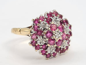 A0003: Vintage: 9ct Gold Rubies (30) diamonds (7) Floral Cluster Ring- Splendid