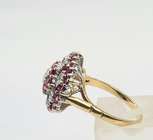 A0003: Vintage: 9ct Gold Rubies (30) diamonds (7) Floral Cluster Ring- Splendid