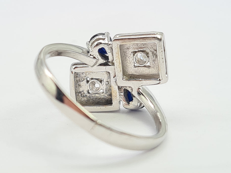 0006: Vintage: 18ct White Gold Art Deco Design Blue Sapphires Diamonds Ring- Geometric set