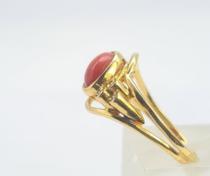 0372: Vintage; 18ct Gold "carbuncle" Red Agate Diamonds Dress Ring- rare,