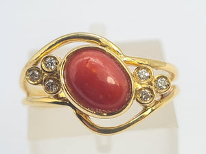 0372: Vintage; 18ct Gold "carbuncle" Red Agate Diamonds Dress Ring- rare,