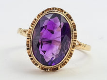 Load image into Gallery viewer, 0063: Vintage: 9ct Gold Rich Purple Amethyst Solitaire- Date Mark 1974
