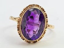 Load image into Gallery viewer, 0063: Vintage: 9ct Gold Rich Purple Amethyst Solitaire- Date Mark 1974
