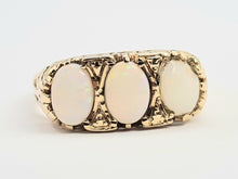 Load image into Gallery viewer, 0170: Vintage: 9ct Gold Cabochon White Opal Trilogy Ring- Date Mark 1974 -50 years old
