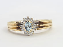 Load image into Gallery viewer, 0326: Vintage: 9ct Gold Blue Aquamarine 12 Diamonds Daisy Ring- sparkling beauty
