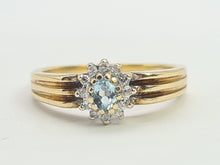 Load image into Gallery viewer, 0326: Vintage: 9ct Gold Blue Aquamarine 12 Diamonds Daisy Ring- sparkling beauty
