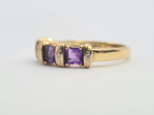 0345: Vintage: 9ct Gold Rich Purple Amethyst Trilogy Diamonds Dress Ring-