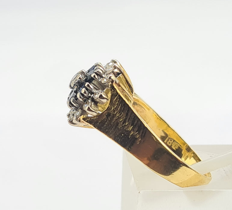 6065 Vintage: 18ct Yellow Gold French Blue Sapphire & Diamond Flower Head Ring — From 1960s