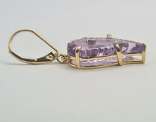 Load image into Gallery viewer, 0207: Vintage: 9ct Gold Lilac Amethyst Diamonds Pendant
