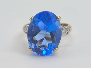 0278: Vintage: 9ct Gold Large Vivid Iolite Diamonds Cocktail Ring- heavenly blue statement piece