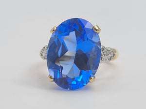 0278: Vintage: 9ct Gold Large Vivid Iolite Diamonds Cocktail Ring- heavenly blue statement piece