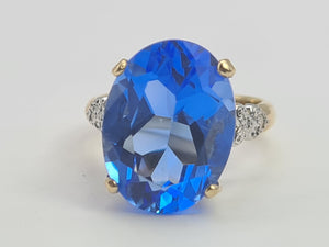 0278: Vintage: 9ct Gold Large Vivid Iolite Diamonds Cocktail Ring- heavenly blue statement piece