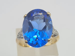 0278: Vintage: 9ct Gold Large Vivid Iolite Diamonds Cocktail Ring- heavenly blue statement piece