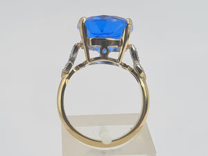 0278: Vintage: 9ct Gold Large Vivid Iolite Diamonds Cocktail Ring- heavenly blue statement piece