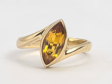 Load image into Gallery viewer, 0317: Vintage: 9ct Gold Marquise Cut Orange Citrine Solitaire Ring- dramatic
