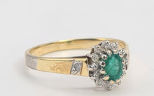 Cargar imagen en el visor de la galería, 0234: Vintage: Petite 9ct Gold Emerald 12 Diamonds Cluster Ring
