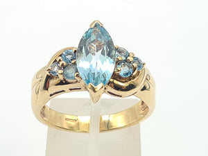 0377: Vintage; Statement 9ct Gold  7 Swiss Blue Topaz Cocktail Ring-