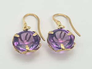 0228: Vintage: 9ct Gold Round Cut Lilac Amethyst Earrings -Lovely cut and colours