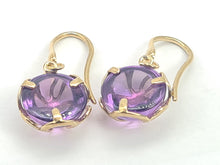 Load image into Gallery viewer, 0228: Vintage: 9ct Gold Round Cut Lilac Amethyst Earrings -Lovely cut and colours
