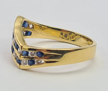 Load image into Gallery viewer, 0260: Vintage: 18ct Gold Cornflower Blue Sapphires Diamonds Wishbone/Stacker Ring
