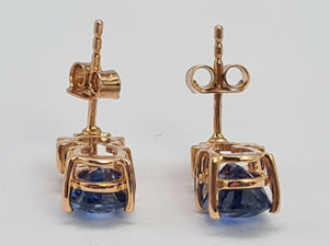 0202: Vintage: 9ct Gold Blue Spinel Diamonds Stud Earrings- good weight, lovely combination