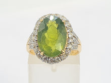 Load image into Gallery viewer, 0023: Vintage: 18ct Gold Voluptuous Peridot Brilliant Cut Diamonds Cluster Ring
