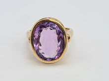 Load image into Gallery viewer, 0385: Vintage: 9ct Gold Large Purple Amethyst Cocktail Ring- lovely hues
