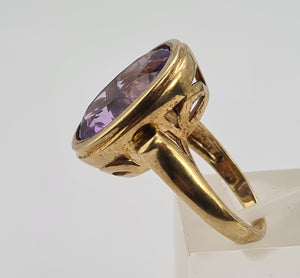 0385: Vintage: 9ct Gold Large Purple Amethyst Cocktail Ring- lovely hues