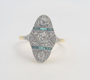 6166: Antique: 18ct Gold Art Deco Emerald Diamonds Panel Ring