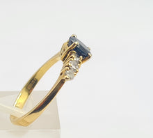 Load image into Gallery viewer, 0541: Vintage: 18ct Gold Blue Sapphire Diamonds Dress Ring- Date Mark 1982
