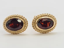 Load image into Gallery viewer, 0556: Vintage: 9ct Gold Cabochon Garnet Stud Earrings-
