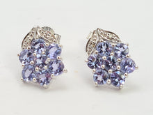 Load image into Gallery viewer, 0557: Vintage: 9ct White Gold Tanzanites Diamonds Stud Earrings
