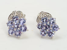 Load image into Gallery viewer, 0557: Vintage: 9ct White Gold Tanzanites Diamonds Stud Earrings
