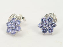 Load image into Gallery viewer, 0557: Vintage: 9ct White Gold Tanzanites Diamonds Stud Earrings
