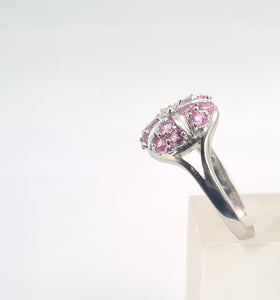 0272: Vintage: 18ct White Gold 15 Pink Sapphires Cocktail Ring- Barbie Eye Candy-