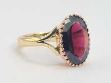 Load image into Gallery viewer, 0107: Vintage: 9ct Yellow &amp; Rose Gold Oval Almandine Garnet Ring- Date-Mark 1972
