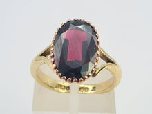 Load image into Gallery viewer, 0107: Vintage: 9ct Yellow &amp; Rose Gold Oval Almandine Garnet Ring- Date-Mark 1972
