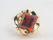 Load image into Gallery viewer, 0294: Vintage: Rare 18ct Gold Large Princess Cut Orange Garnet Statement Ring
