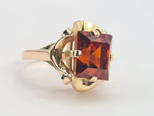 Load image into Gallery viewer, 0294: Vintage: Rare 18ct Gold Large Princess Cut Orange Garnet Statement Ring
