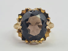 Load image into Gallery viewer, 0498: Vintage: 9ct Gold Large Cognac Quartz Ring- Date Mark 1972
